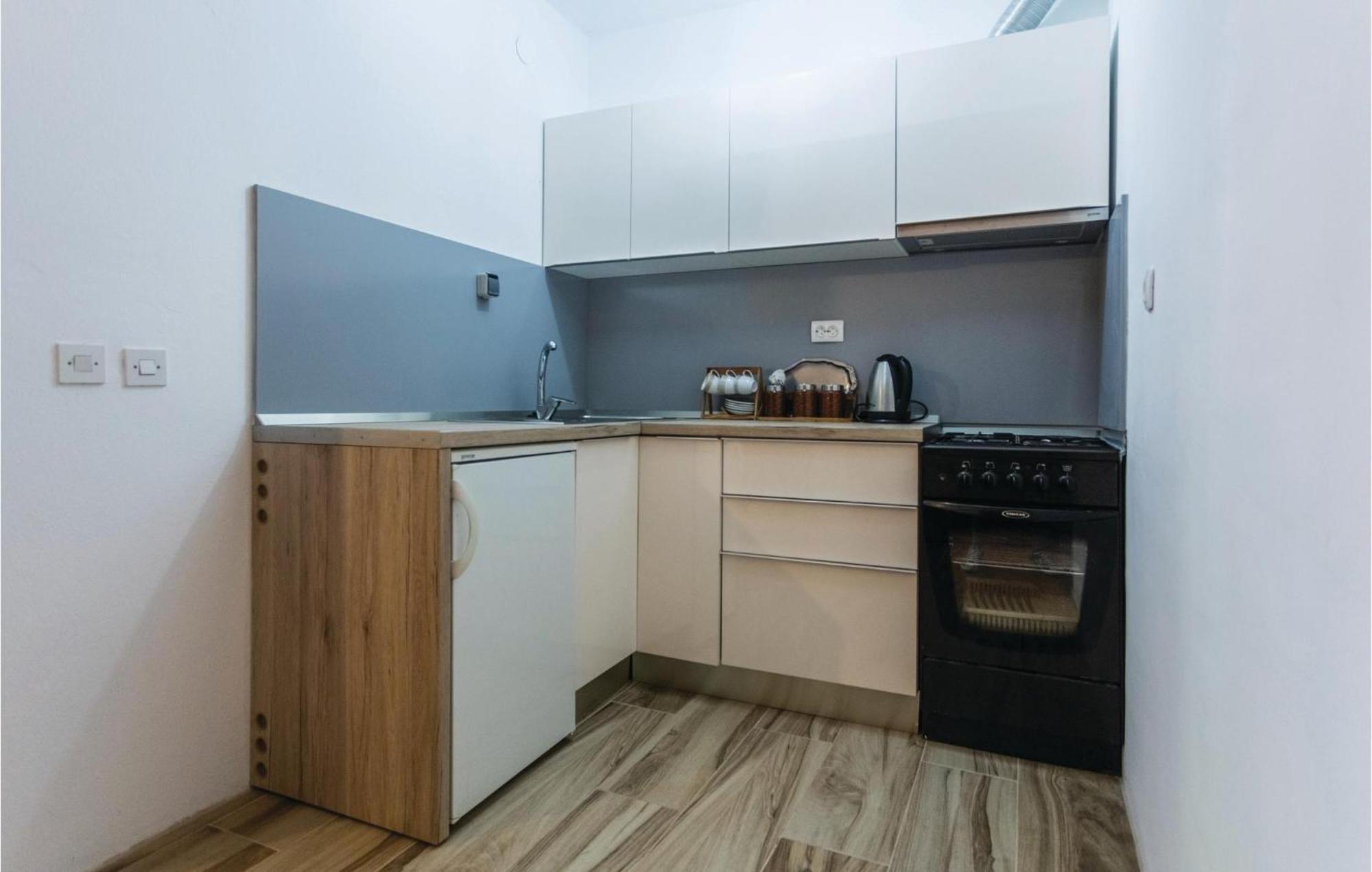 Awesome Apartment In Klek With Kitchen מראה חיצוני תמונה