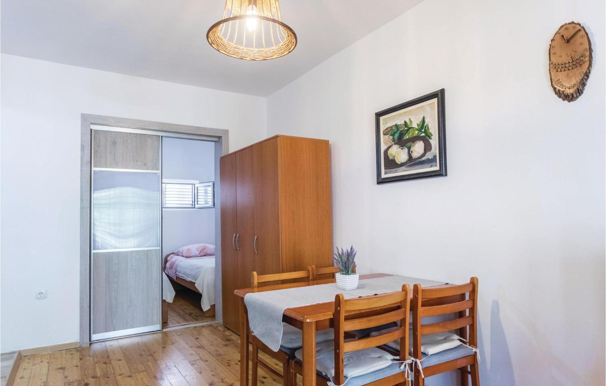 Awesome Apartment In Klek With Kitchen מראה חיצוני תמונה