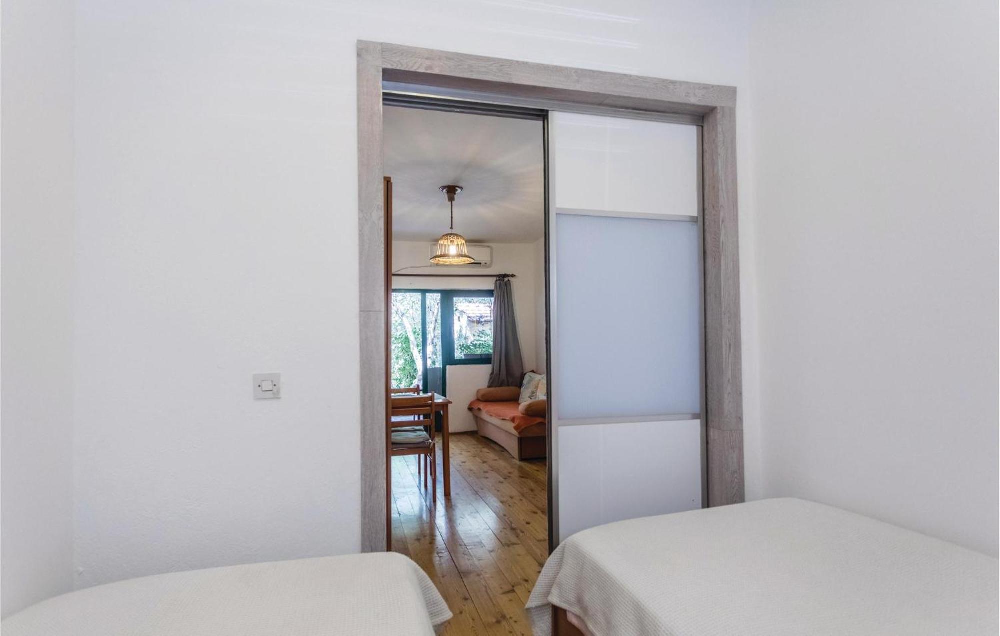 Awesome Apartment In Klek With Kitchen מראה חיצוני תמונה